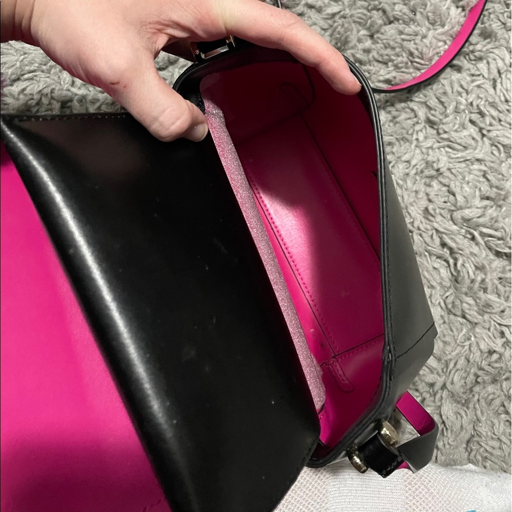 Kate Spade Purse - Picture 6 of 8
